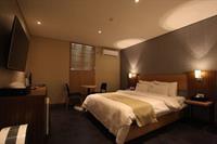 Soma Hotel Инчон Экстерьер фото